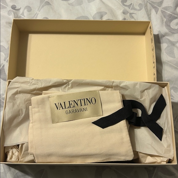 Valentino Garavani VLogo slide sandal - Picture 7 of 8